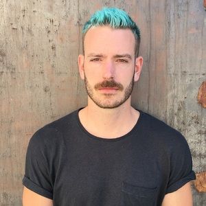 Meet your Posher, Aaron